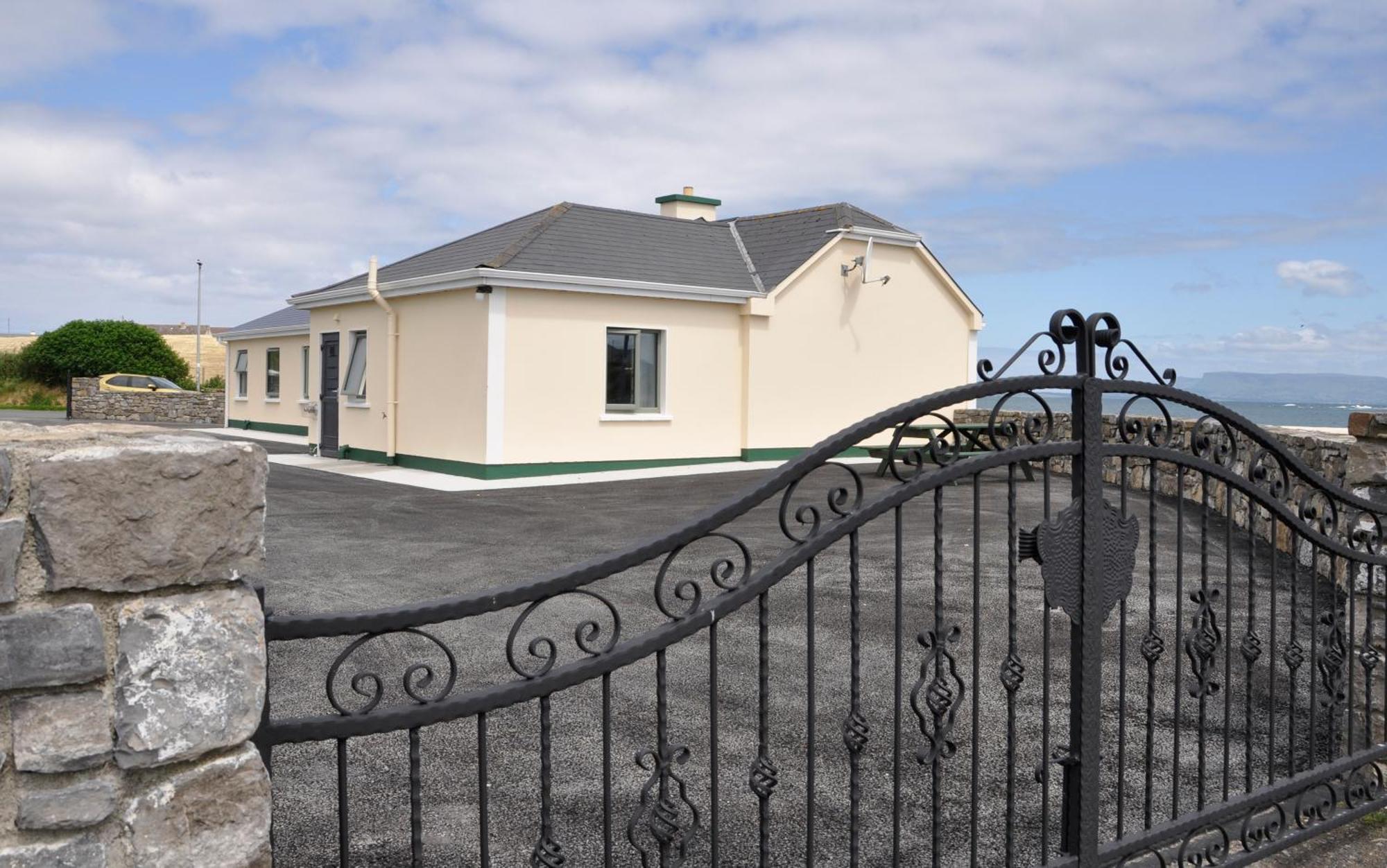Villa The Waters Edge Aughris Esterno foto